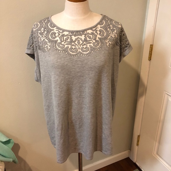 Ava & Viv Tops - Gray cutout damask T-shirt top heathered laser cut